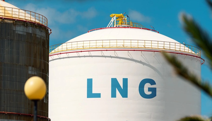 Keunggulan LNG Dibandingkan Bahan Bakar Konvensional